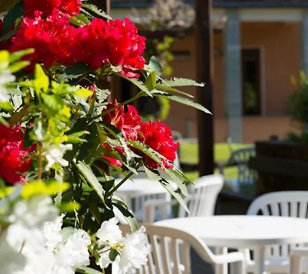 Foresteria Valdese Hotell *